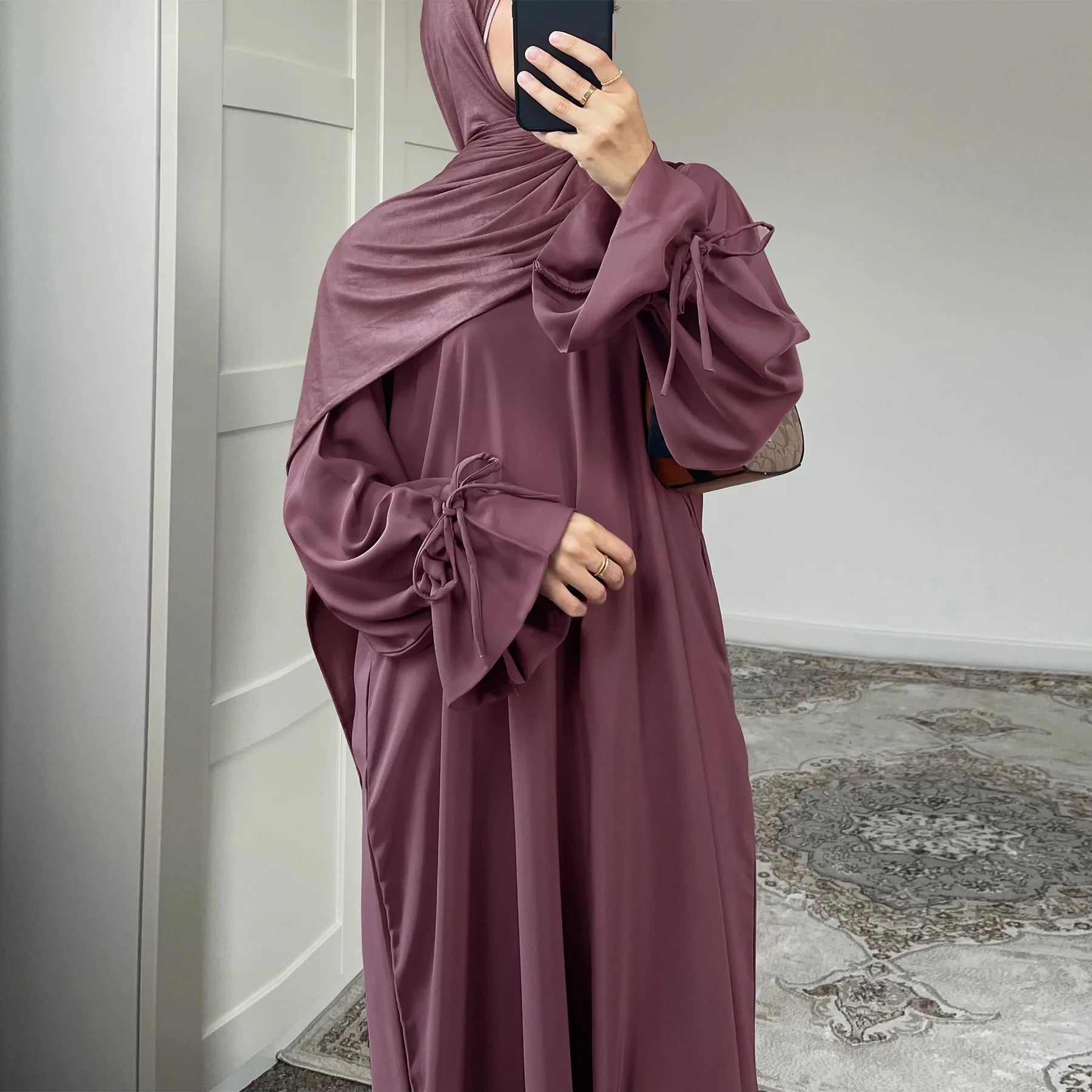 Al-Haya Abaya