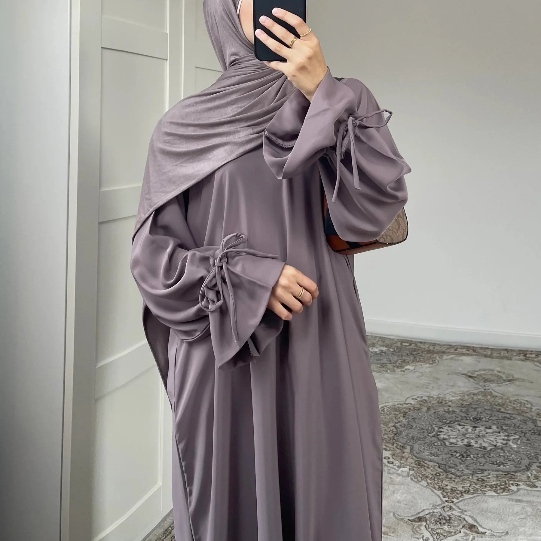 Al-Haya Abaya